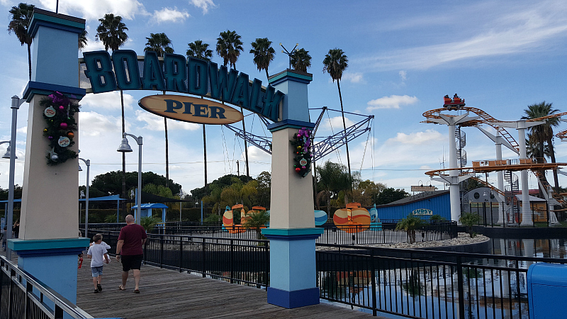 Boardwalk Pier Knotts Berry Farm