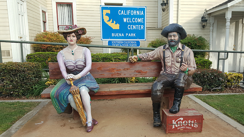 California Welcome Center Tour Center