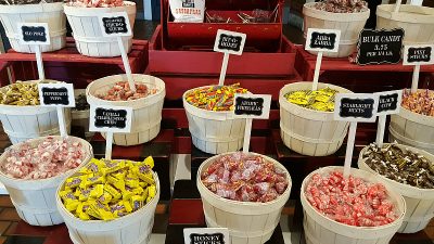 Knotts Candy Stores
