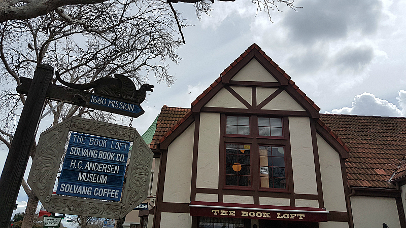 book loft andersen museum