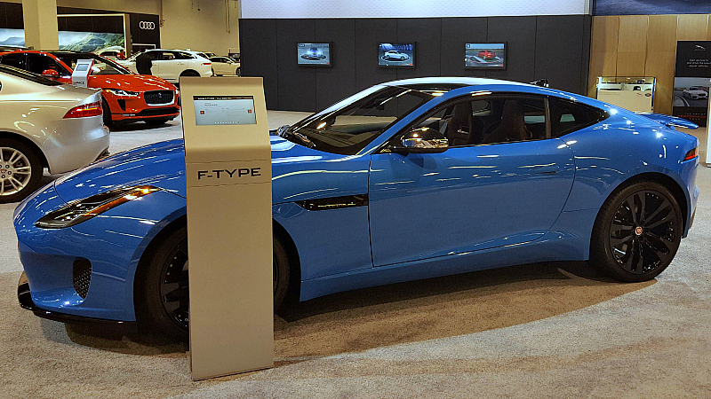 auto show jaguar f-type