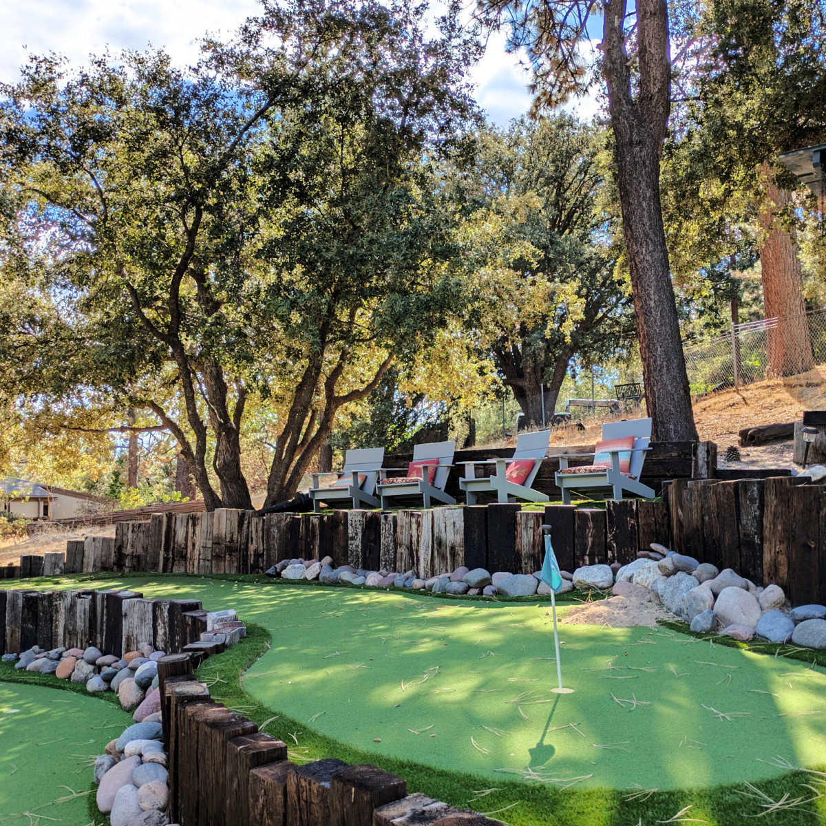 mini golf putting greens