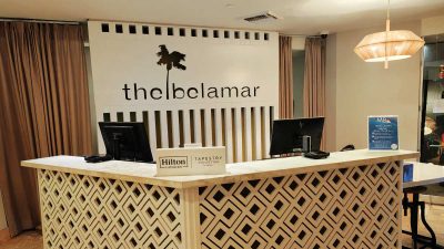 front desk belamar hotel