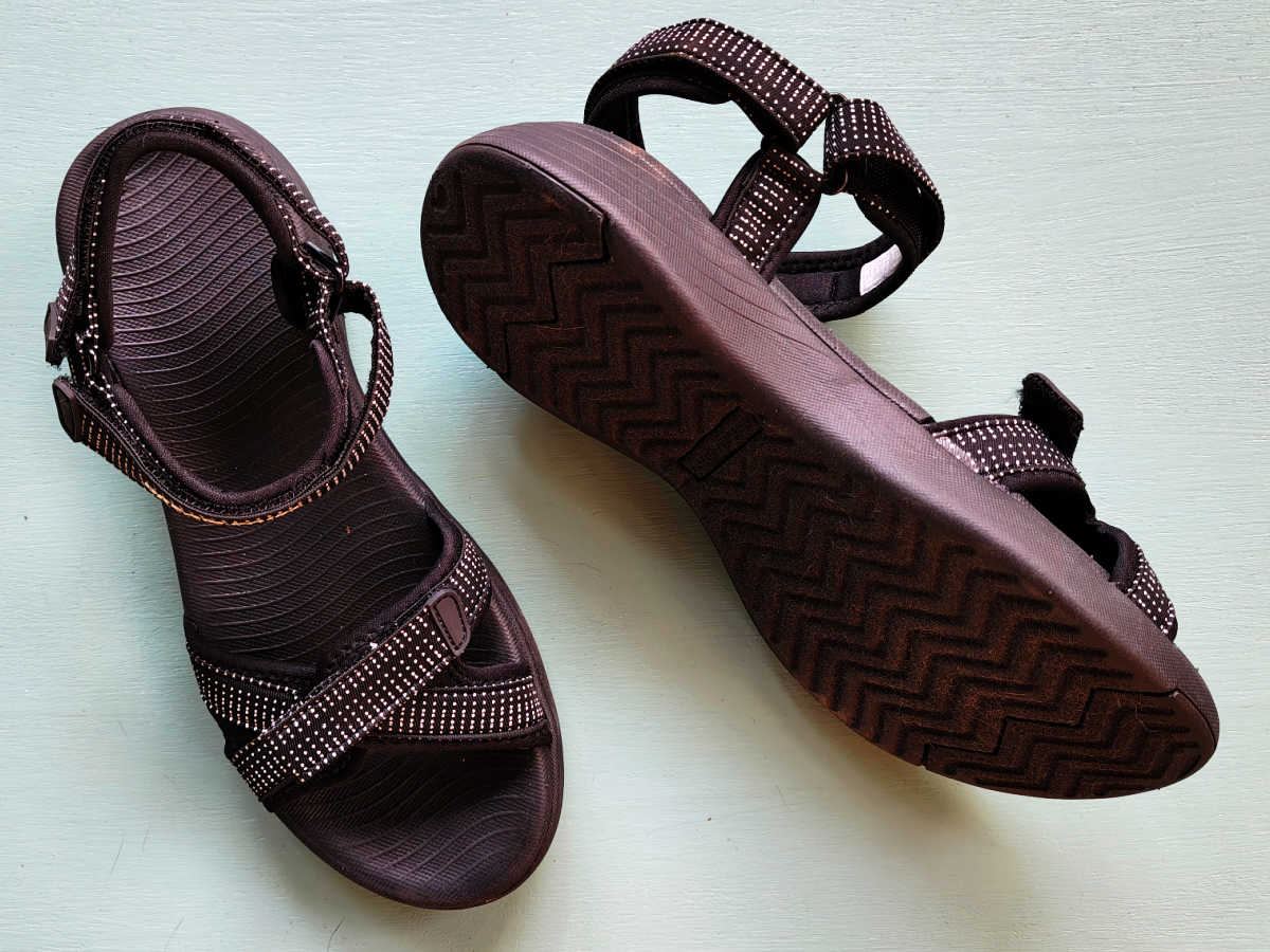 lightweight sport sandals