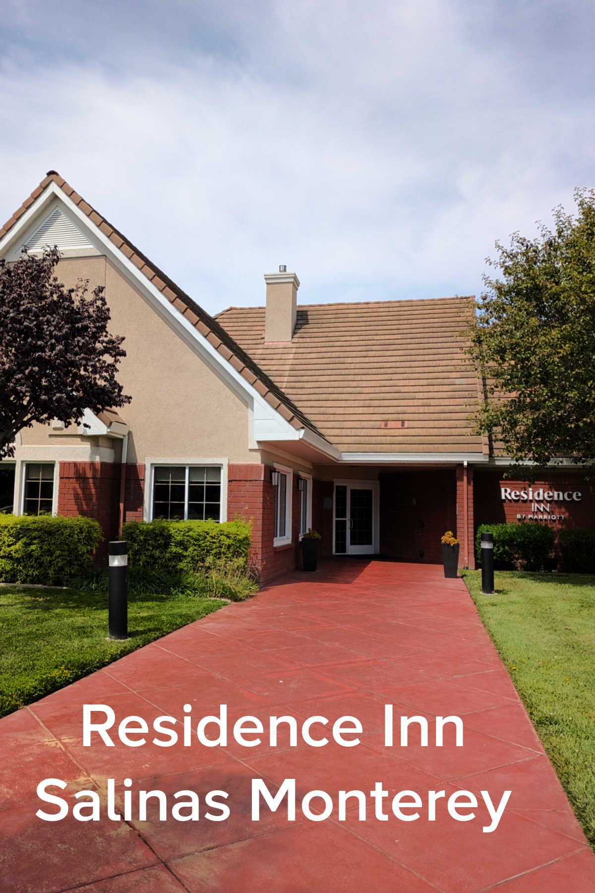 Experience spacious, apartment-style living in Monterey County at the Residence Inn Salinas Monterey. Explore how fully equipped kitchens, easy freeway access, and proximity to Carmel and Big Sur make this Marriott property ideal for extended business trips and family getaways.