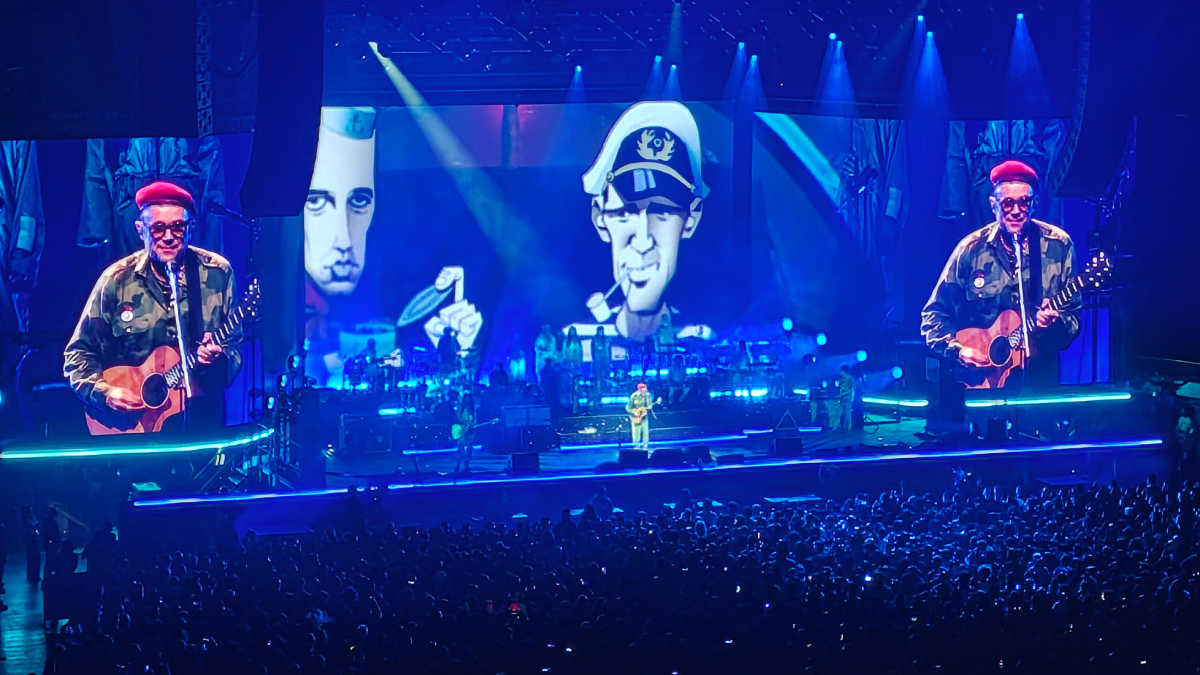 damon albarn the gorillaz kia forum