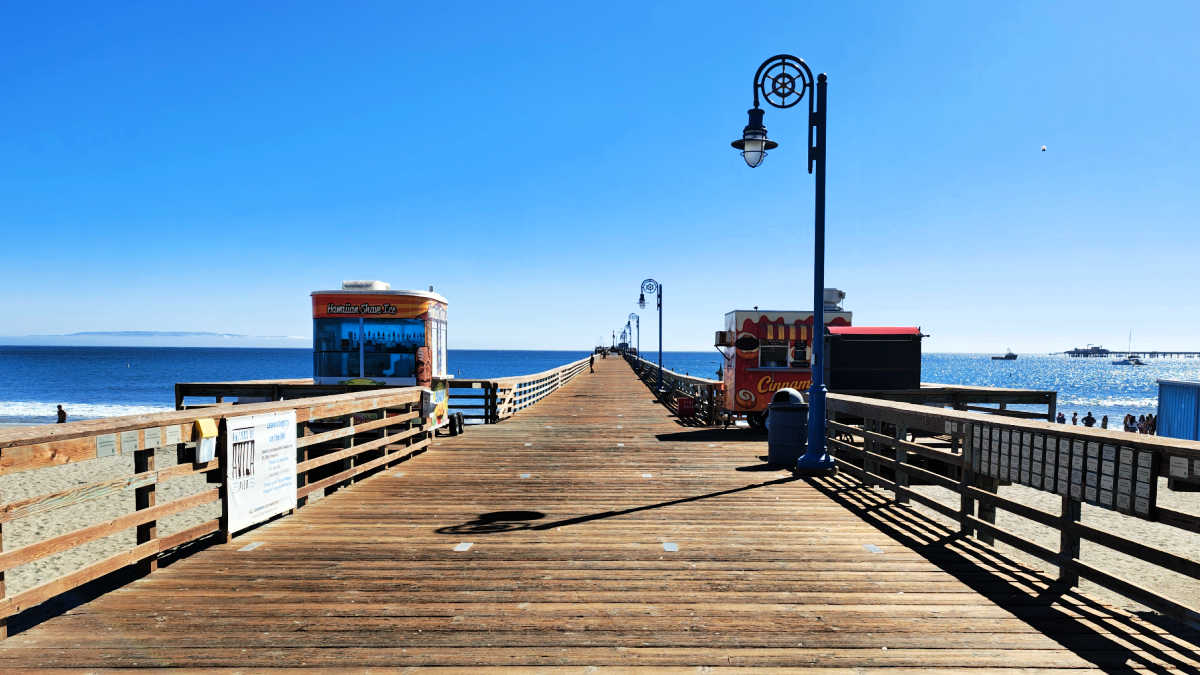 visiting avila beach pier in the fall